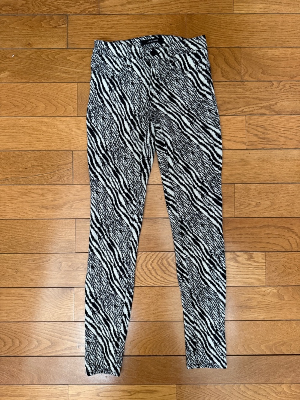 Black & White Zebra Print Leggings